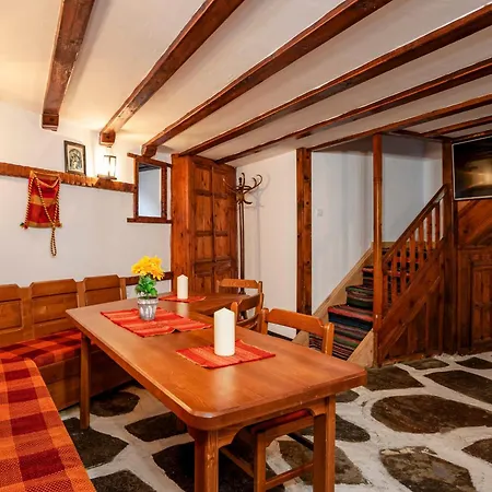 Holiday home родопчани *